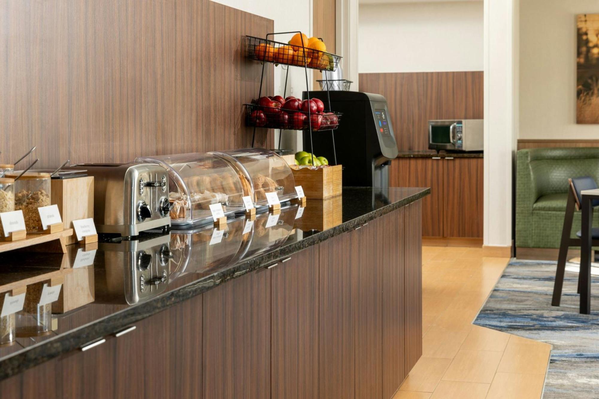 Fairfield Inn And Suites By Marriott Cincinnati Eastgate Exteriör bild